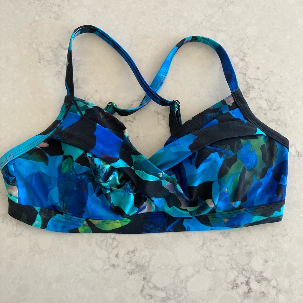 Athleta bikini top